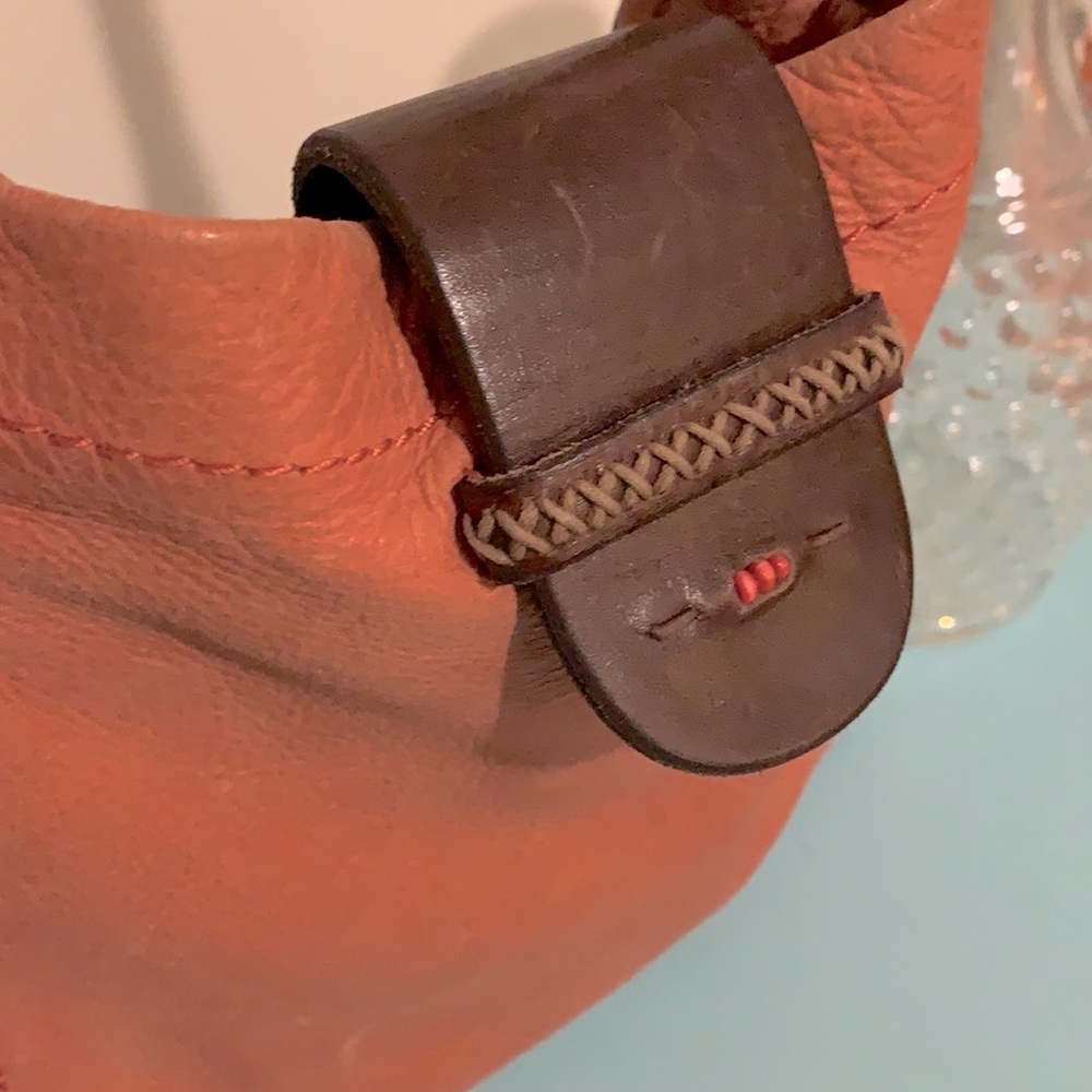 Lucky Brand coral leather crossbody bag_9